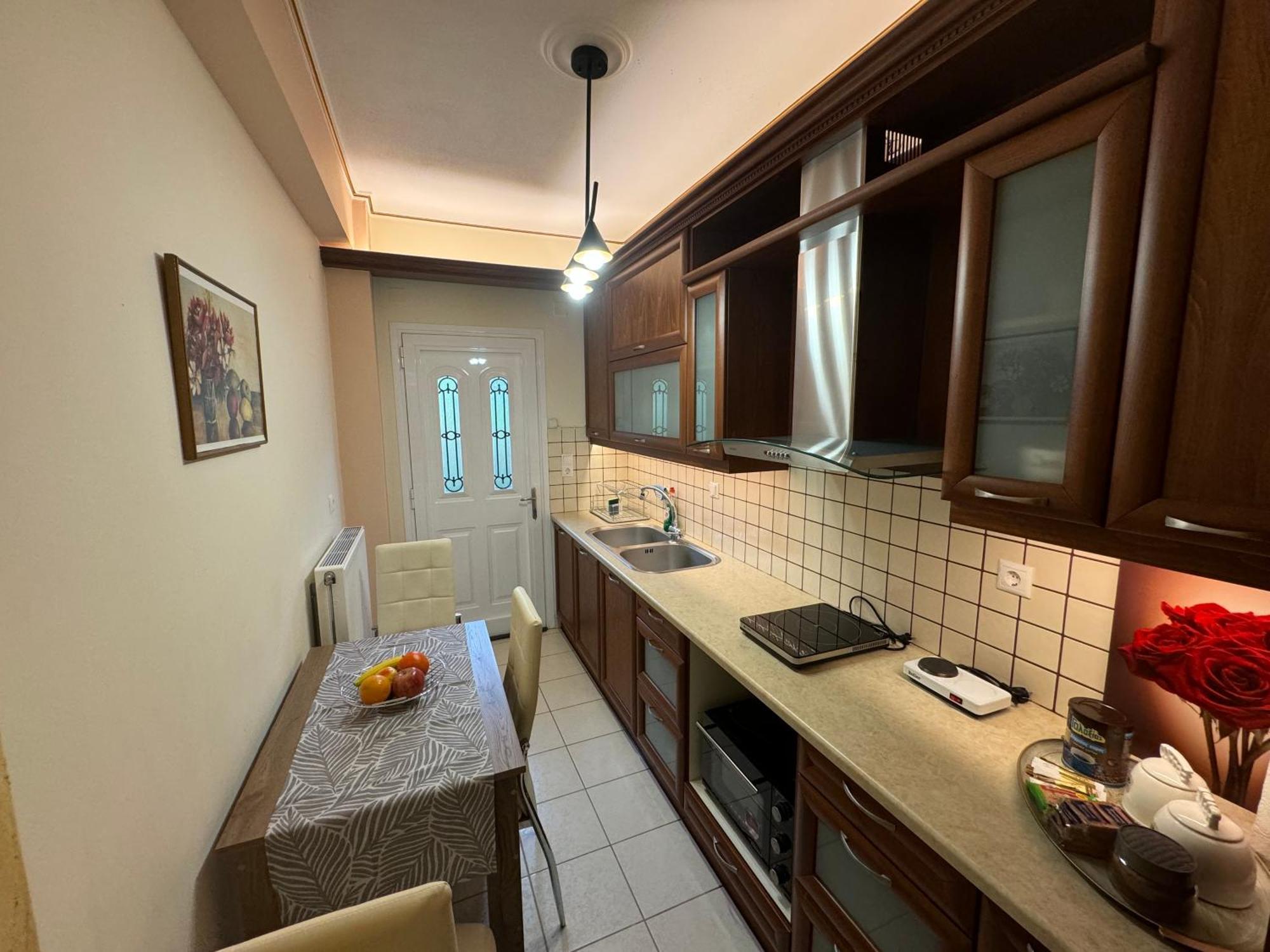 Petit House Under The Rocks Apartment Kalambaka Exterior foto